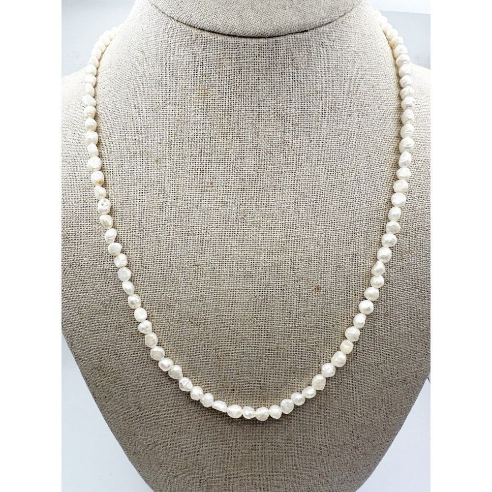 Vintage Natural Freshwater Pearl Necklace Single Strand 20.5”